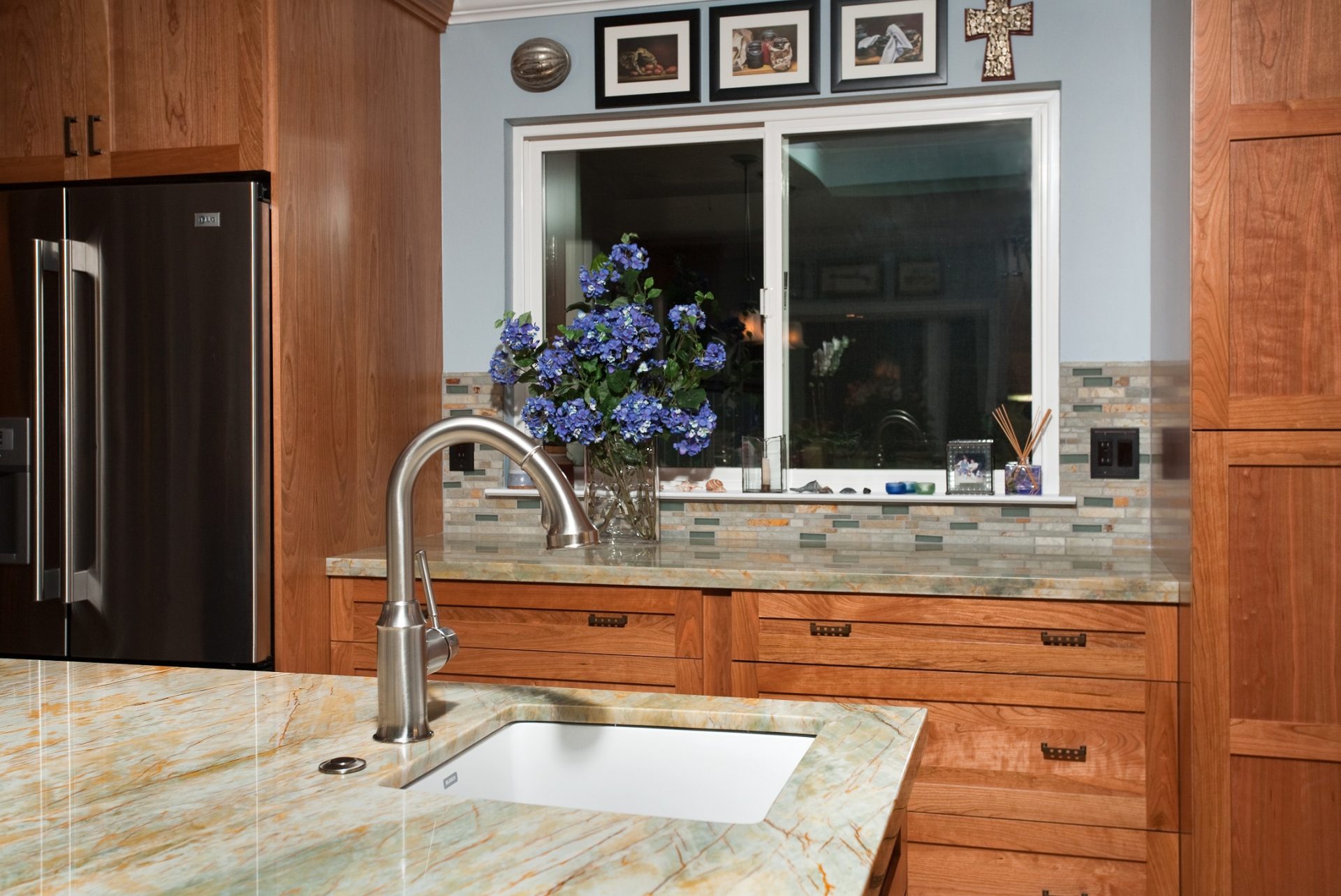 kitchen island prep sink images
