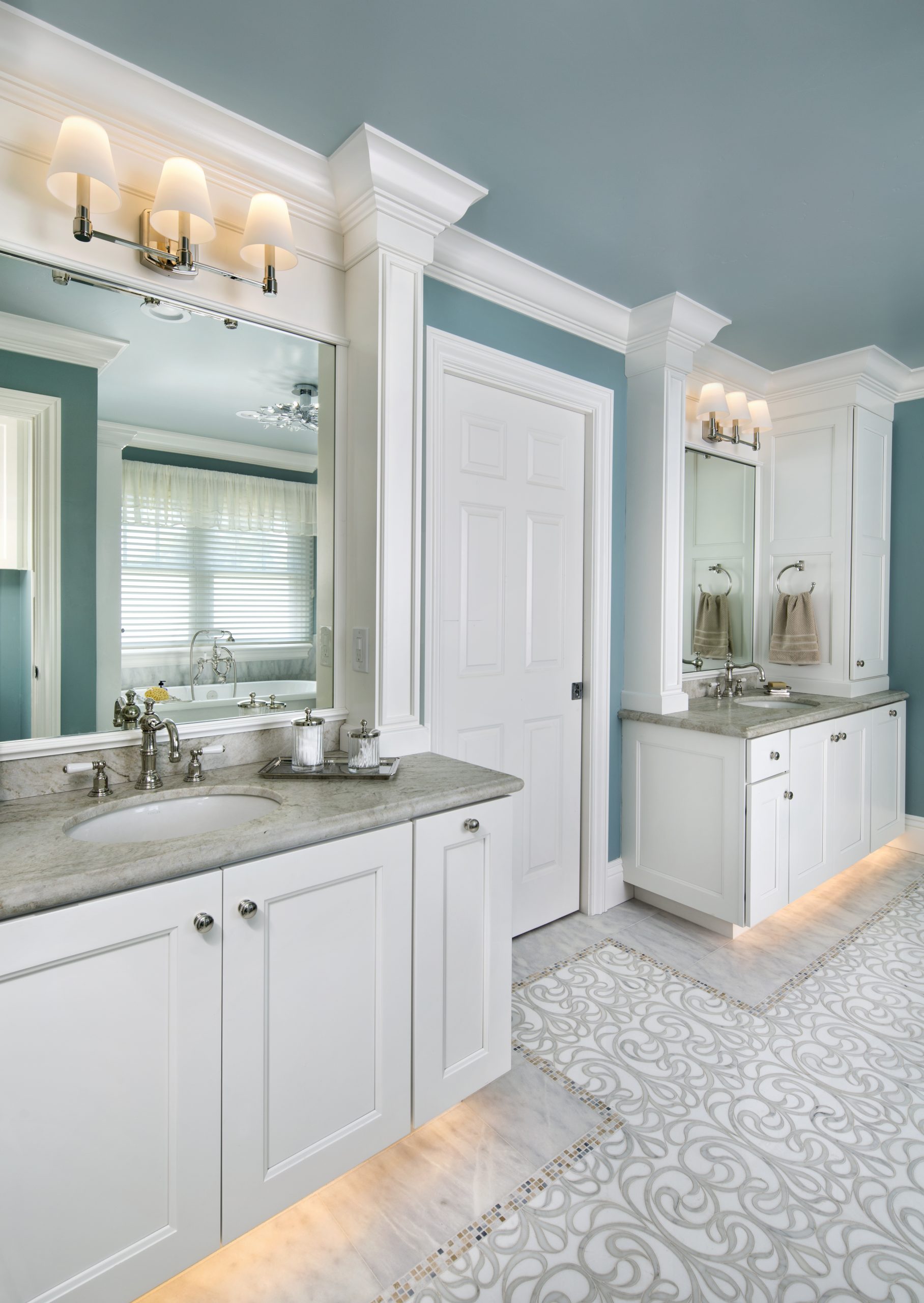 A remodeled double vanity with granite countertops in Redwood City, CA